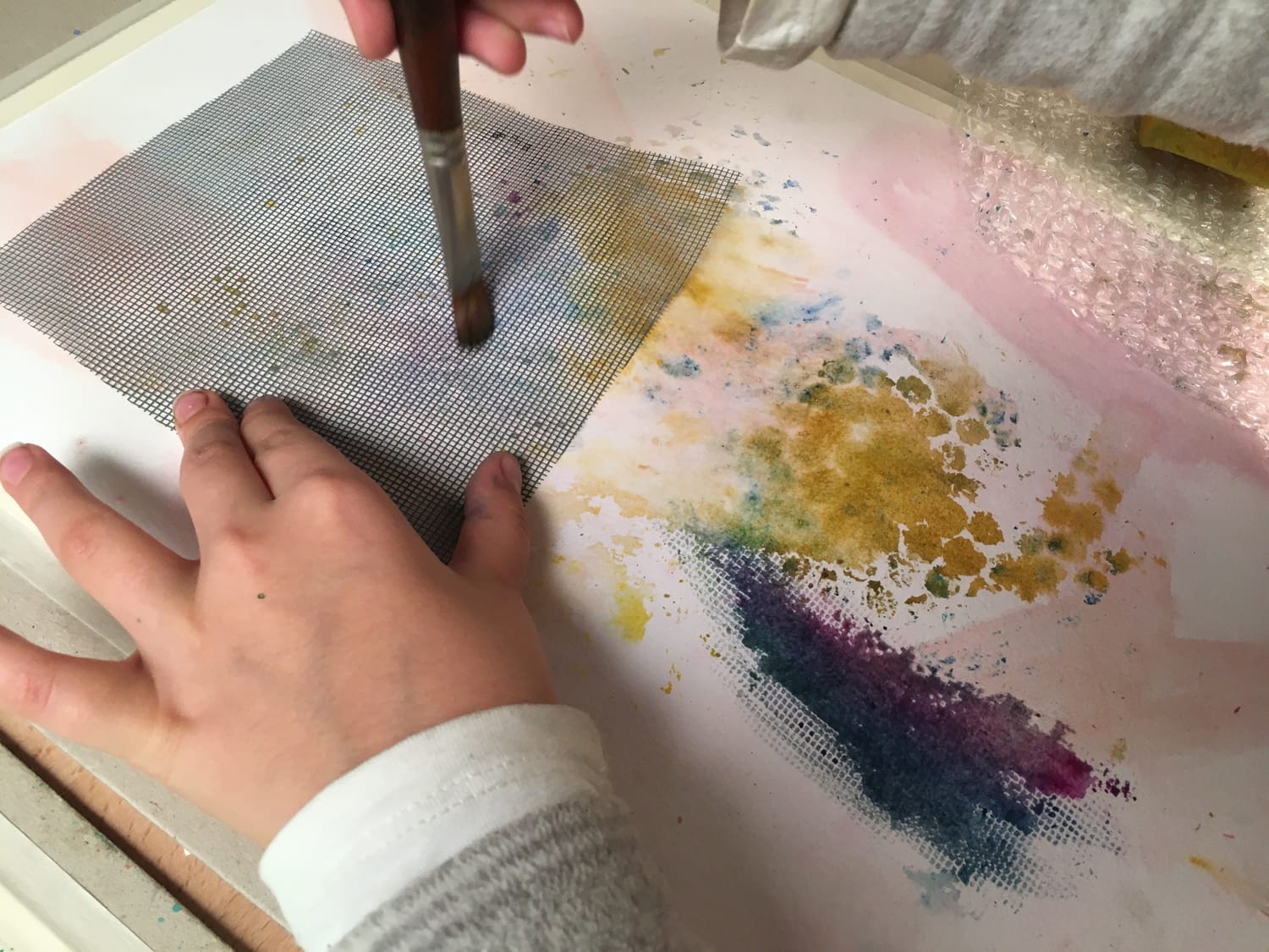 Expérimentation et création de texture avec du moustiquaire